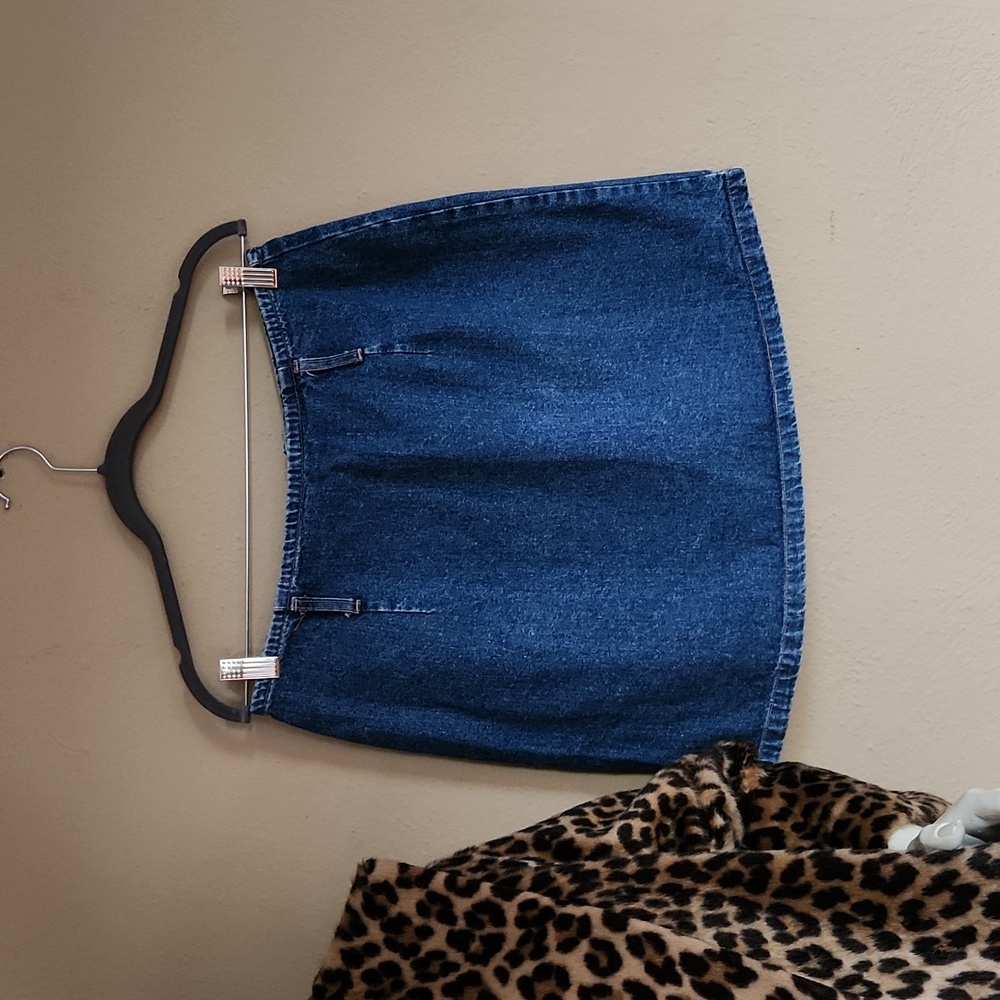 13/14 vintage denim mini skirt